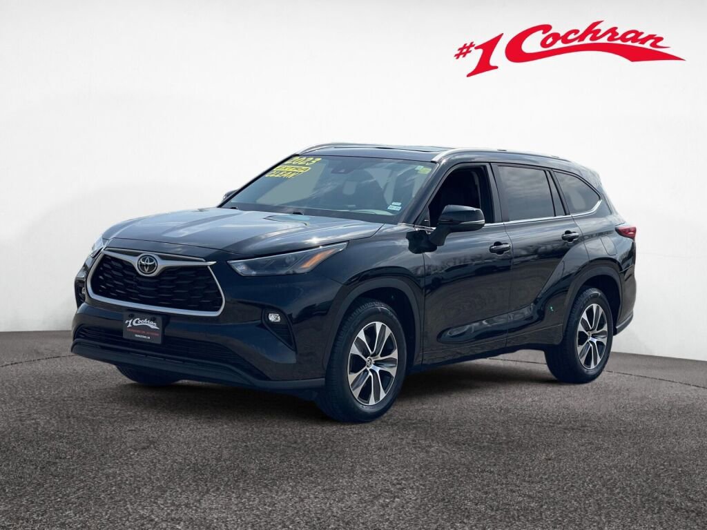 Used 2023 Toyota Highlander XLE image 40