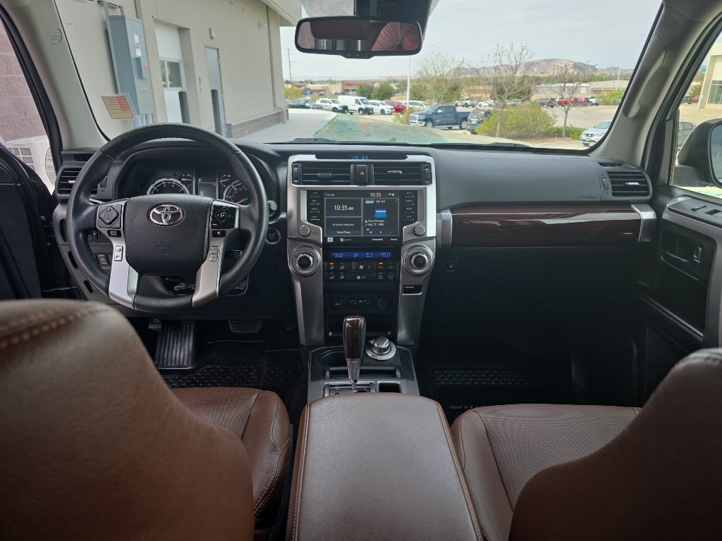 Used 2022 Toyota 4Runner Limited AWD/4WD image 9