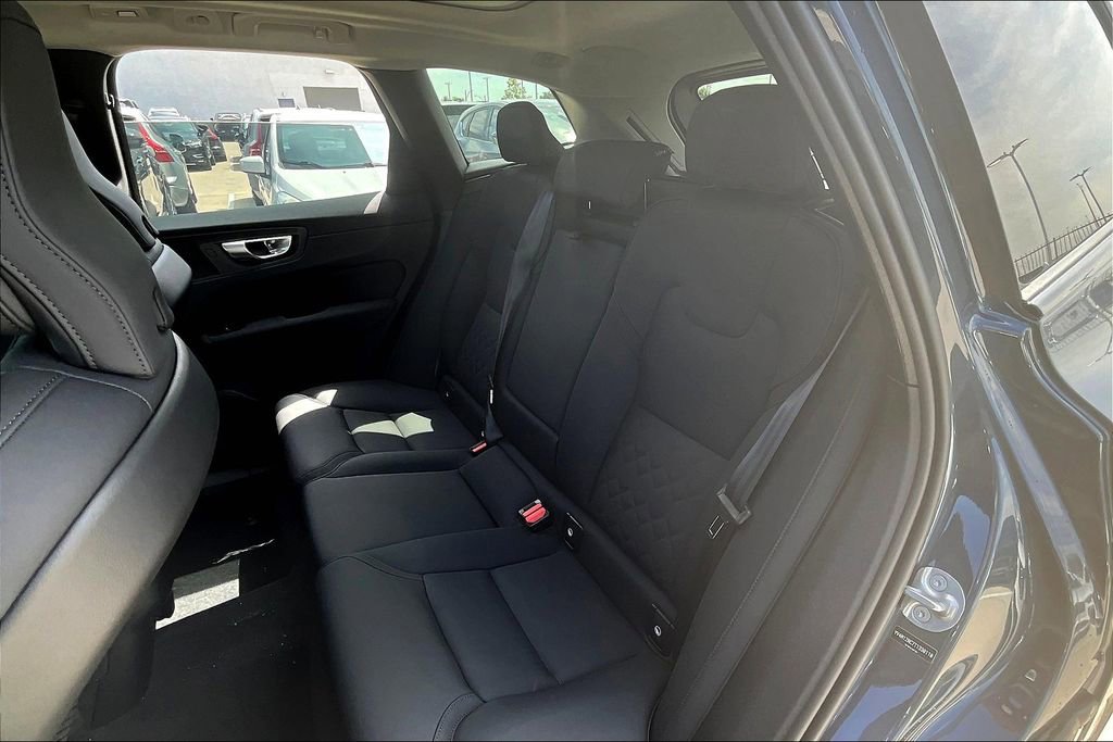New 2026 Volvo XC60 B5 Plus w/ Climate Package image 19