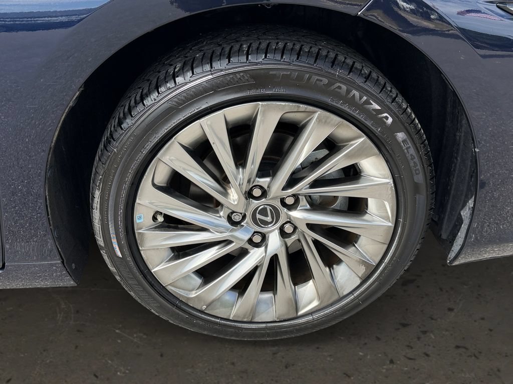 Certified 2023 Lexus ES 300h w/ Accessory Package (Z1) FWD image 26