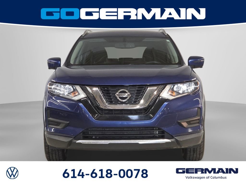 Used 2017 Nissan Rogue SV w/ SV Premium Package AWD/4WD image 3