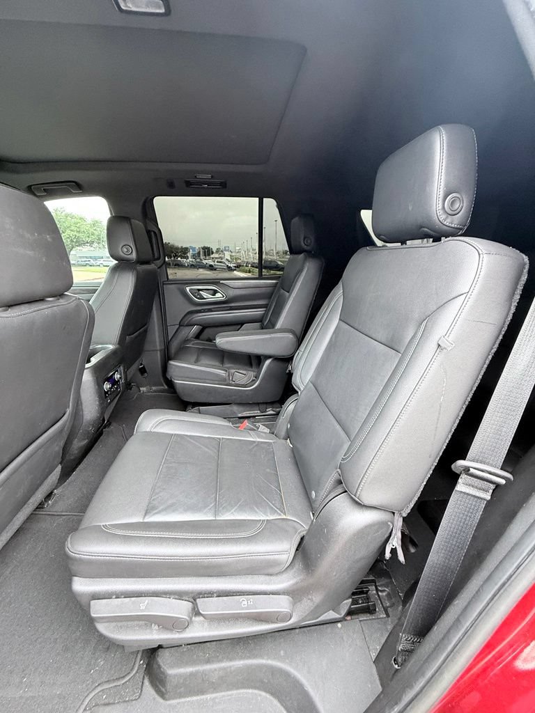 Used 2021 Chevrolet Tahoe LT w/ LT Signature Package RWD image 5