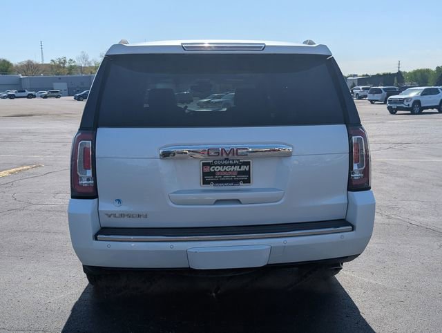 Used 2017 GMC Yukon Denali image 6