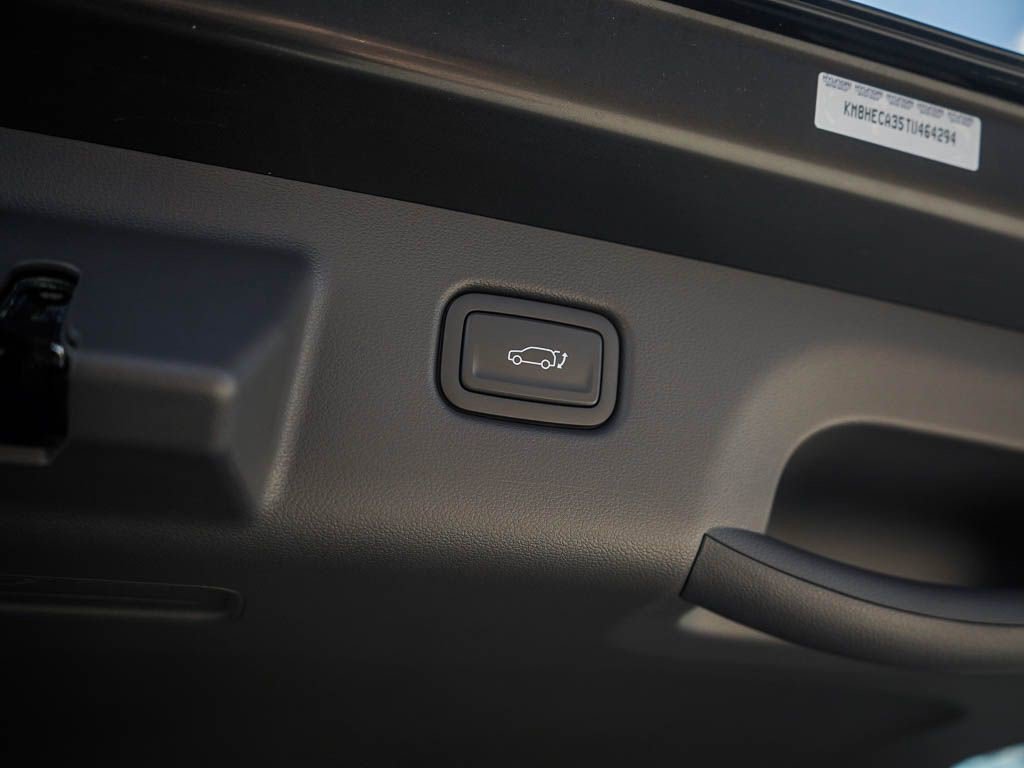 New 2026 Hyundai Kona Limited AWD/4WD image 9