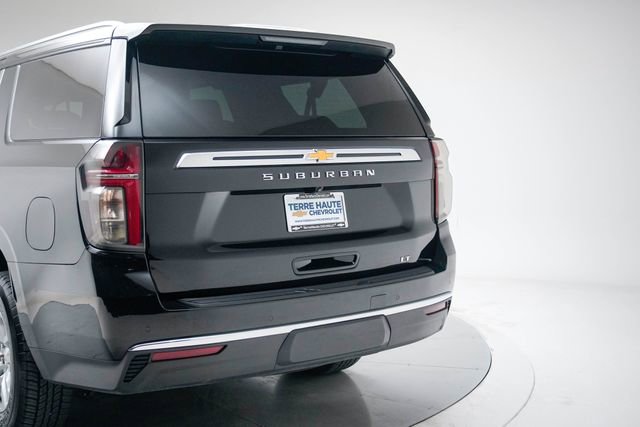 Used 2024 Chevrolet Suburban LT image 4