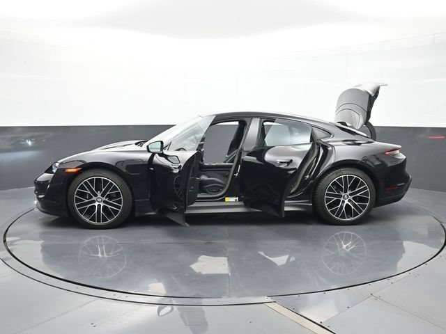 Certified 2023 Porsche Taycan w/ Premium Package RWD image 29
