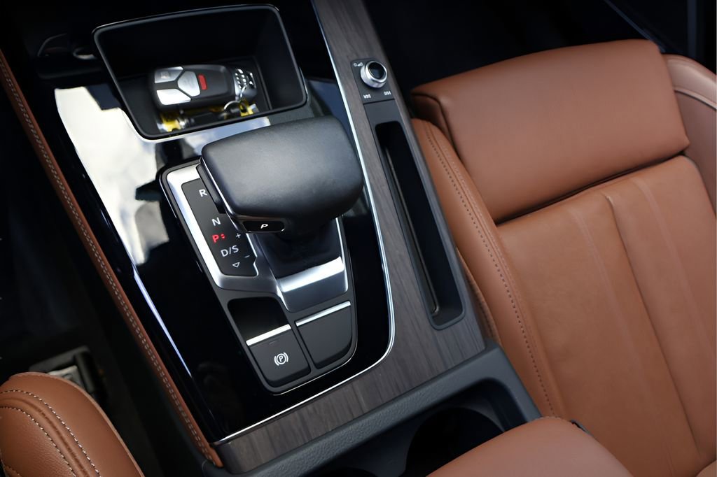 Used 2023 Audi Q5 2.0T Premium Plus AWD/4WD image 26