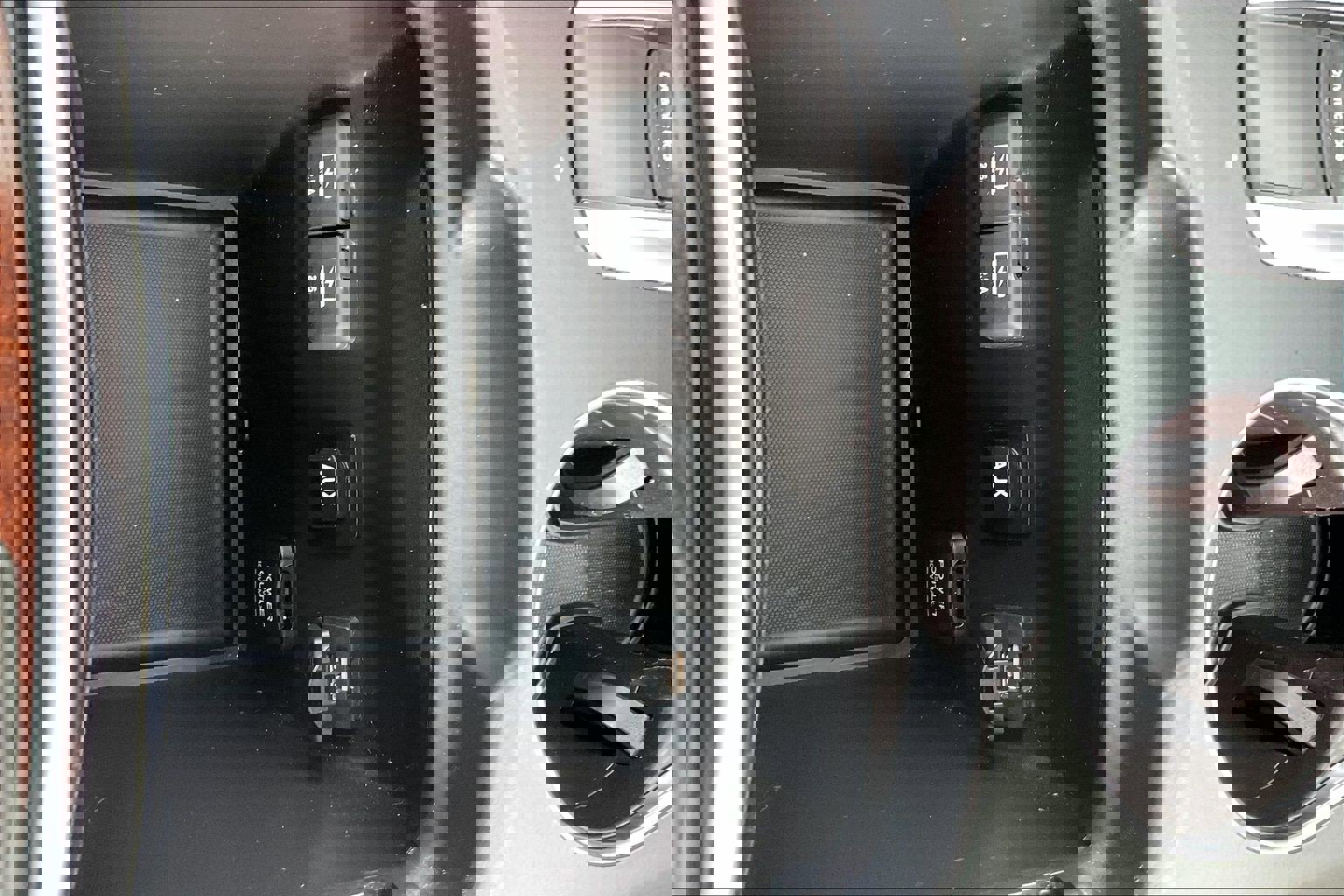 Used 2018 Acura MDX SH-AWD w/ Technology Package image 40