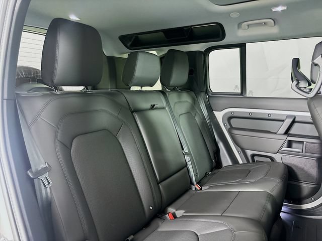 Used 2026 Land Rover Defender 110 S AWD/4WD image 26