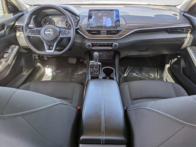 Used 2023 Nissan Altima 2.5 SV image 18