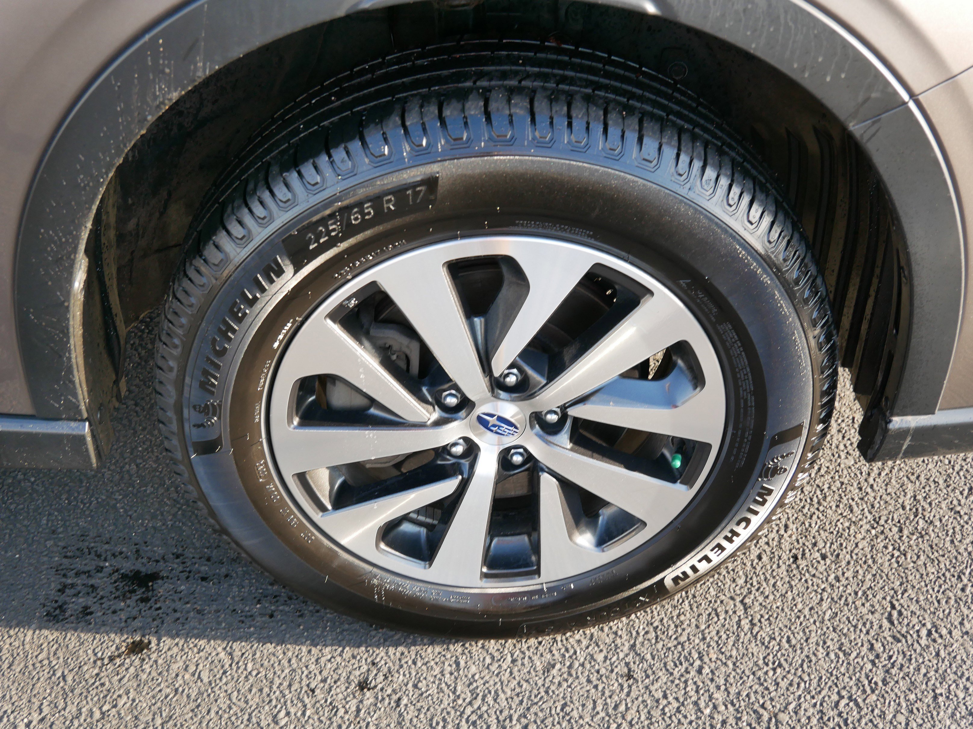 Used 2021 Subaru Outback Premium image 15