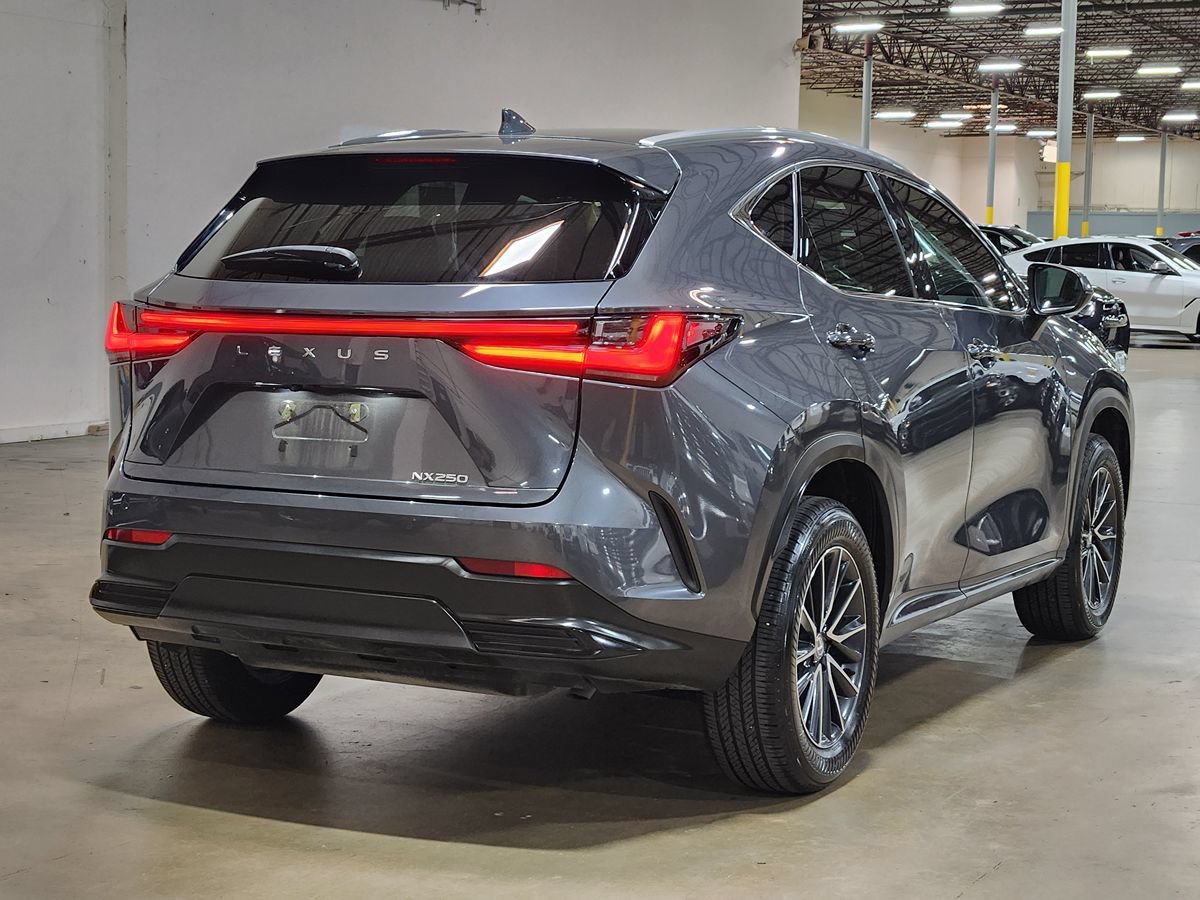 Used 2025 Lexus NX 250 FWD w/ Premium Package image 8