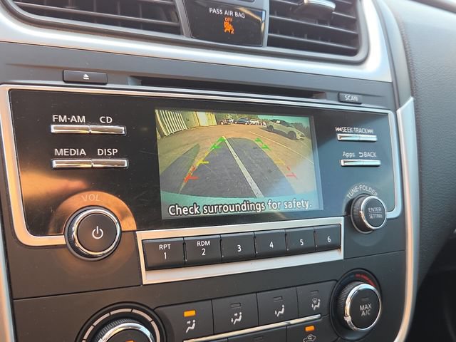 Used 2016 Nissan Altima 2.5 S w/ Power Driver Seat Package FWD image 13