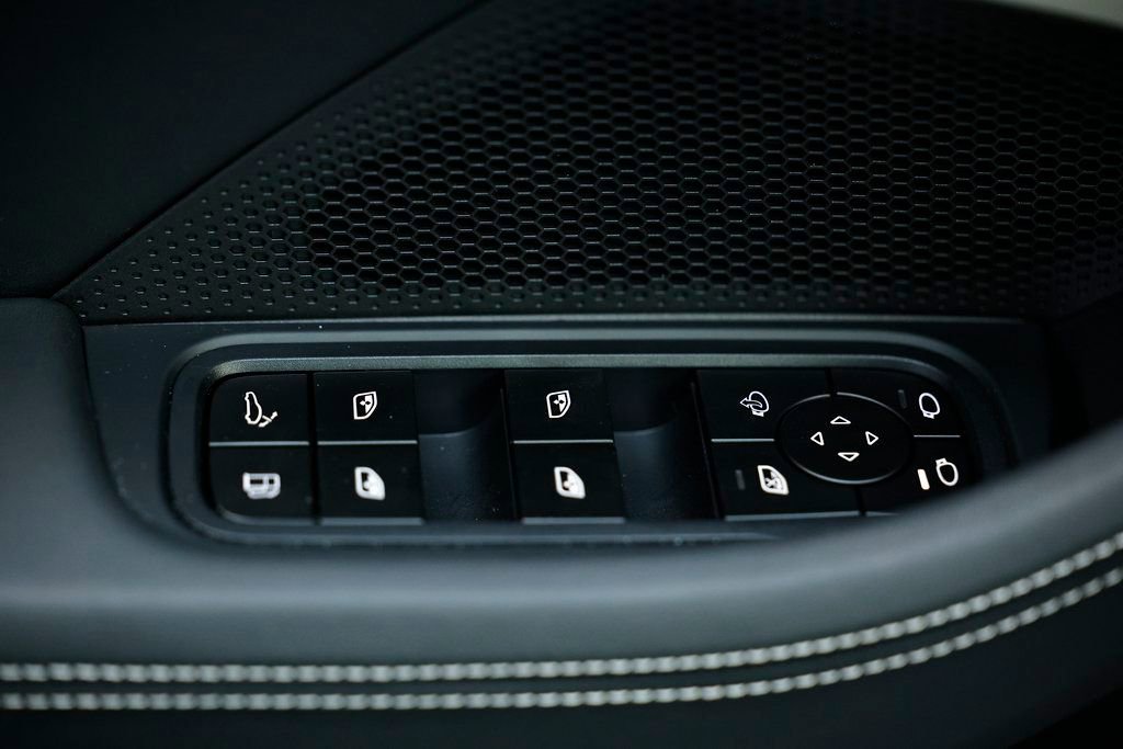 New 2026 Porsche Panamera 4 image 20