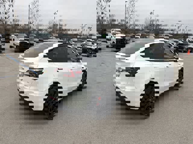 Used 2021 Tesla Model Y Performance image 19