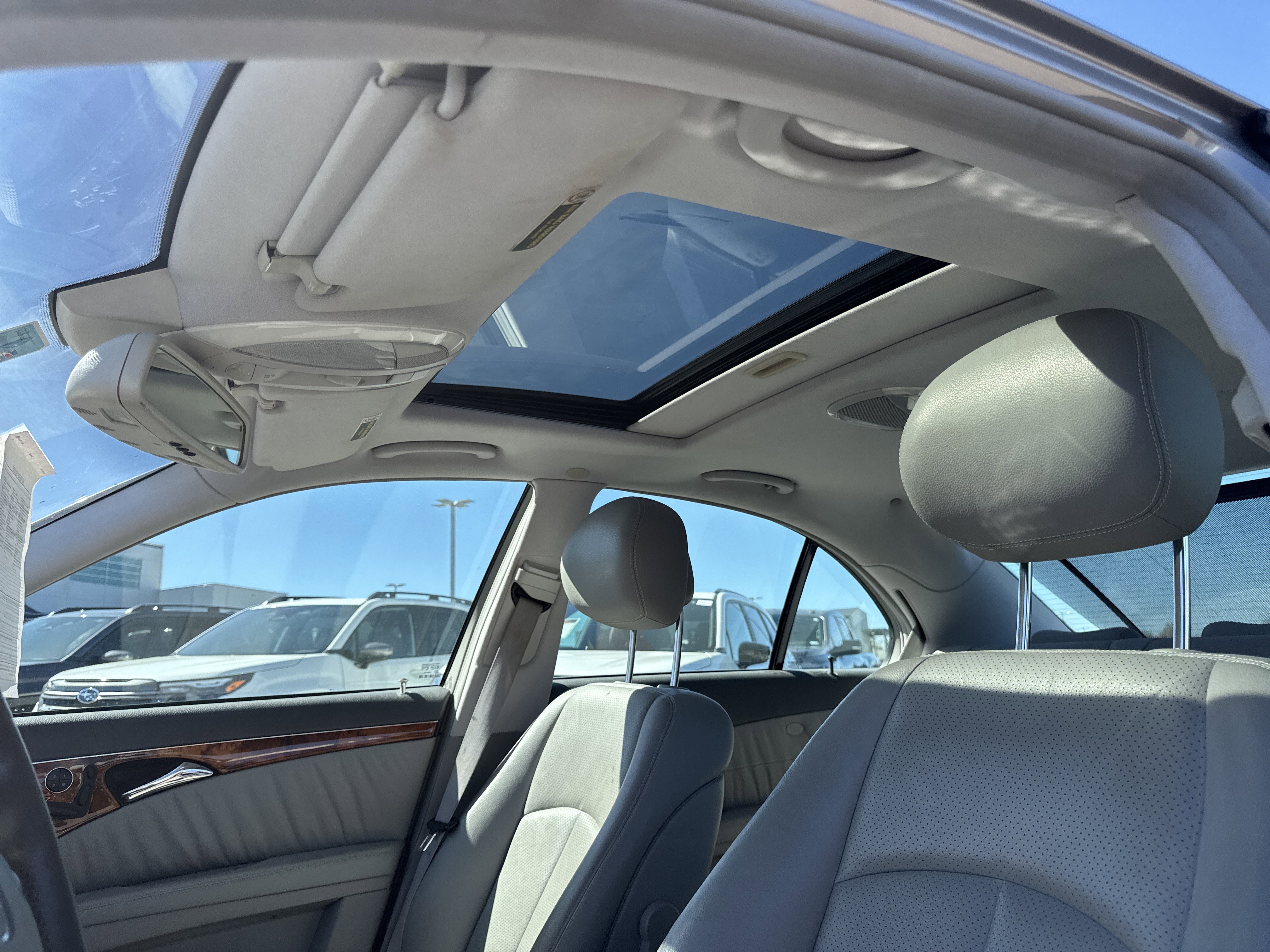 Used 2006 Mercedes-Benz E 320 CDI Sedan image 21