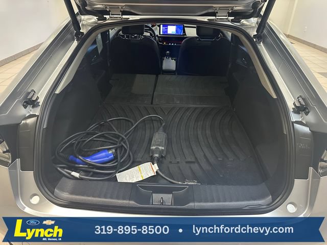 Used 2023 Toyota Prius Prime Premium FWD image 22