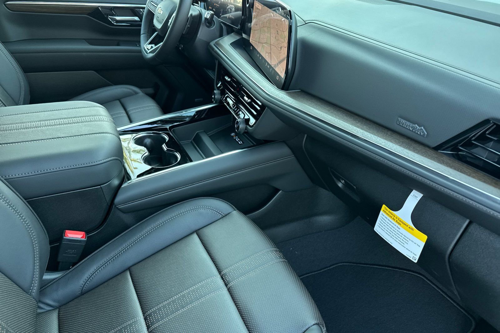 New 2026 Chevrolet Suburban High Country image 16