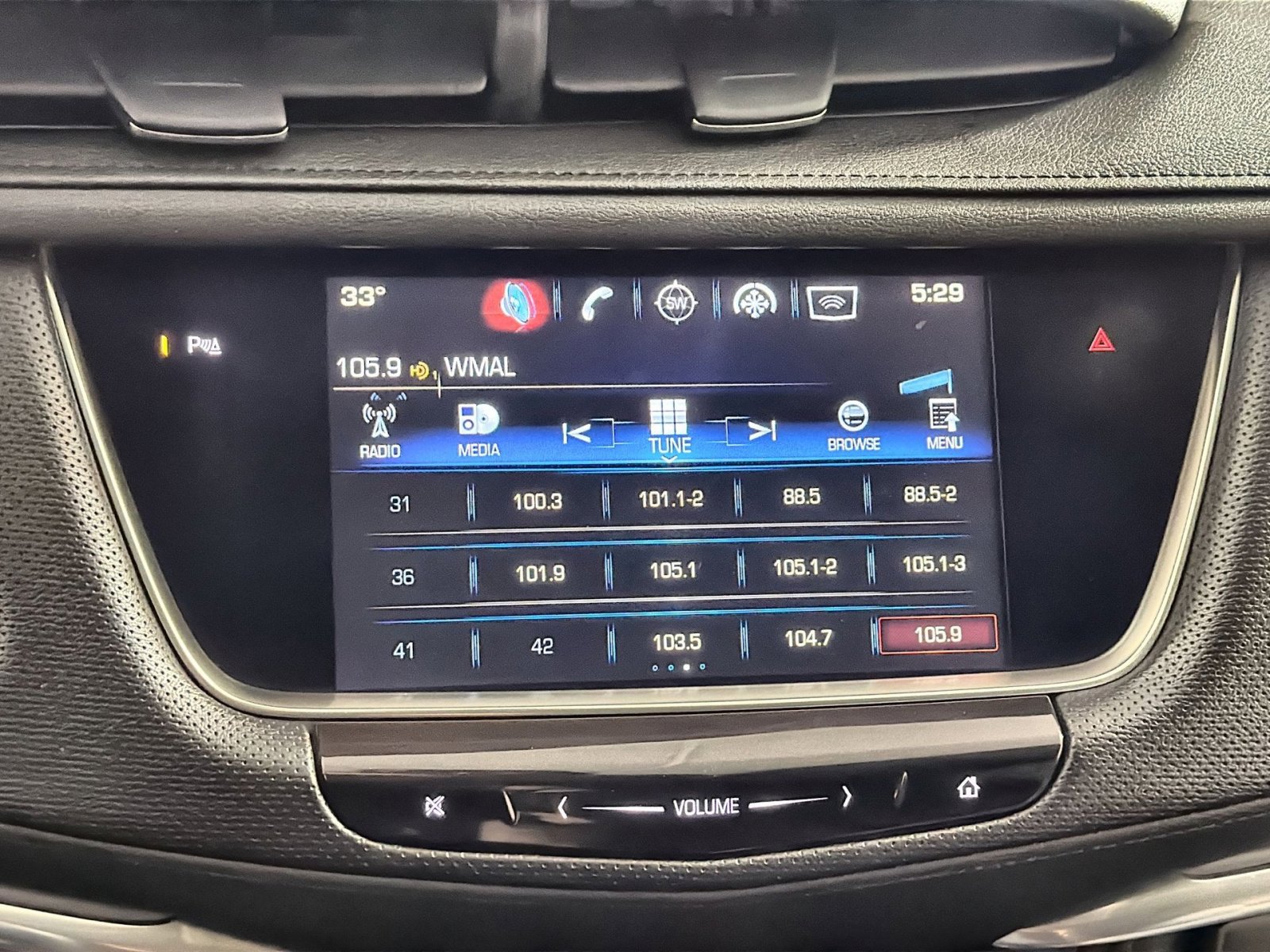 Used 2017 Cadillac XT5 Luxury image 18