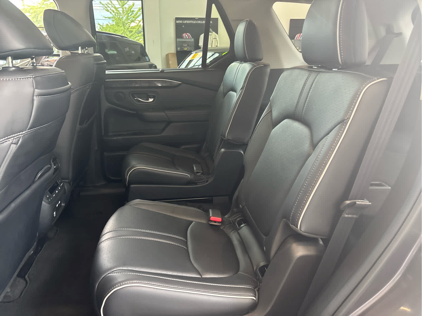 Used 2023 Honda Pilot Elite image 22