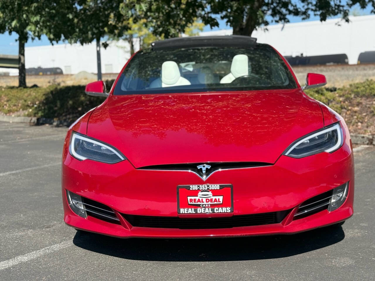 Used 2018 Tesla Model S 100D AWD/4WD image 2