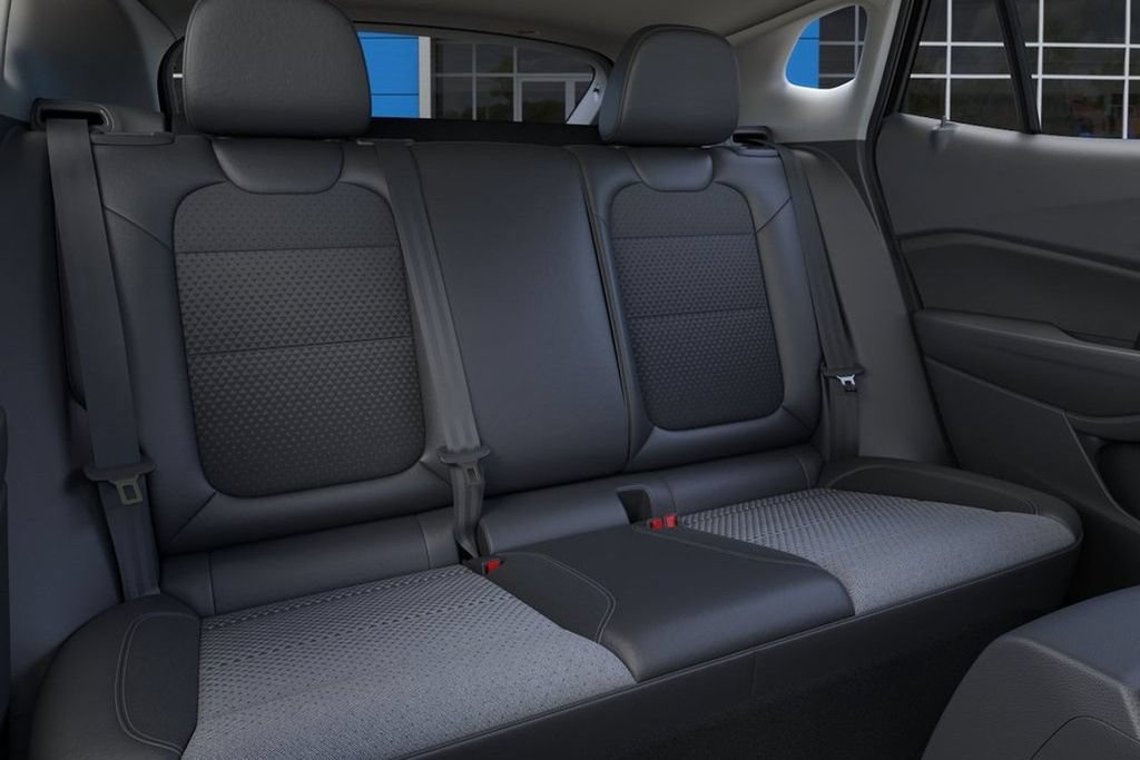New 2026 Chevrolet Trax LT w/ LT Convenience Package FWD image 20
