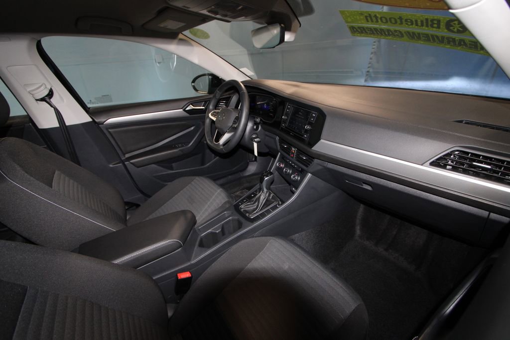 Used 2024 Volkswagen Jetta S FWD image 17