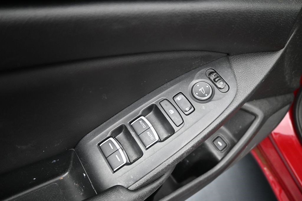 Used 2020 Honda Accord Sport image 10