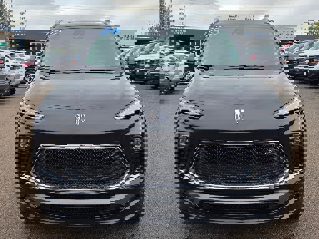 Used 2024 Buick Encore GX Sport Touring image 3