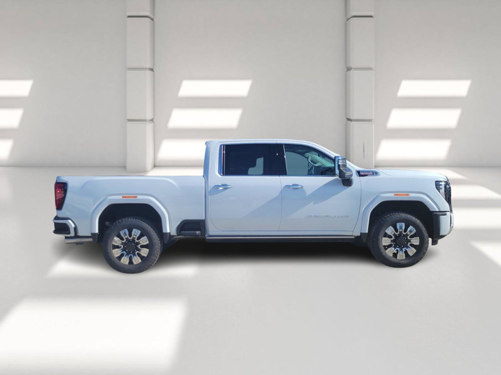 New 2026 GMC Sierra 2500 Denali w/ Denali Reserve Package image 4