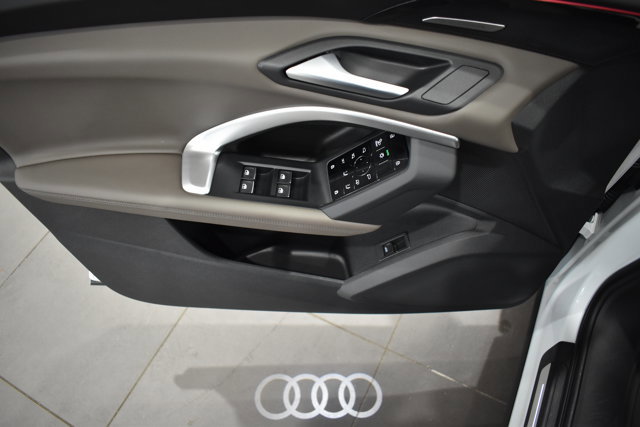 Used 2025 Audi Q5 Premium Plus w/ Premium Plus image 34