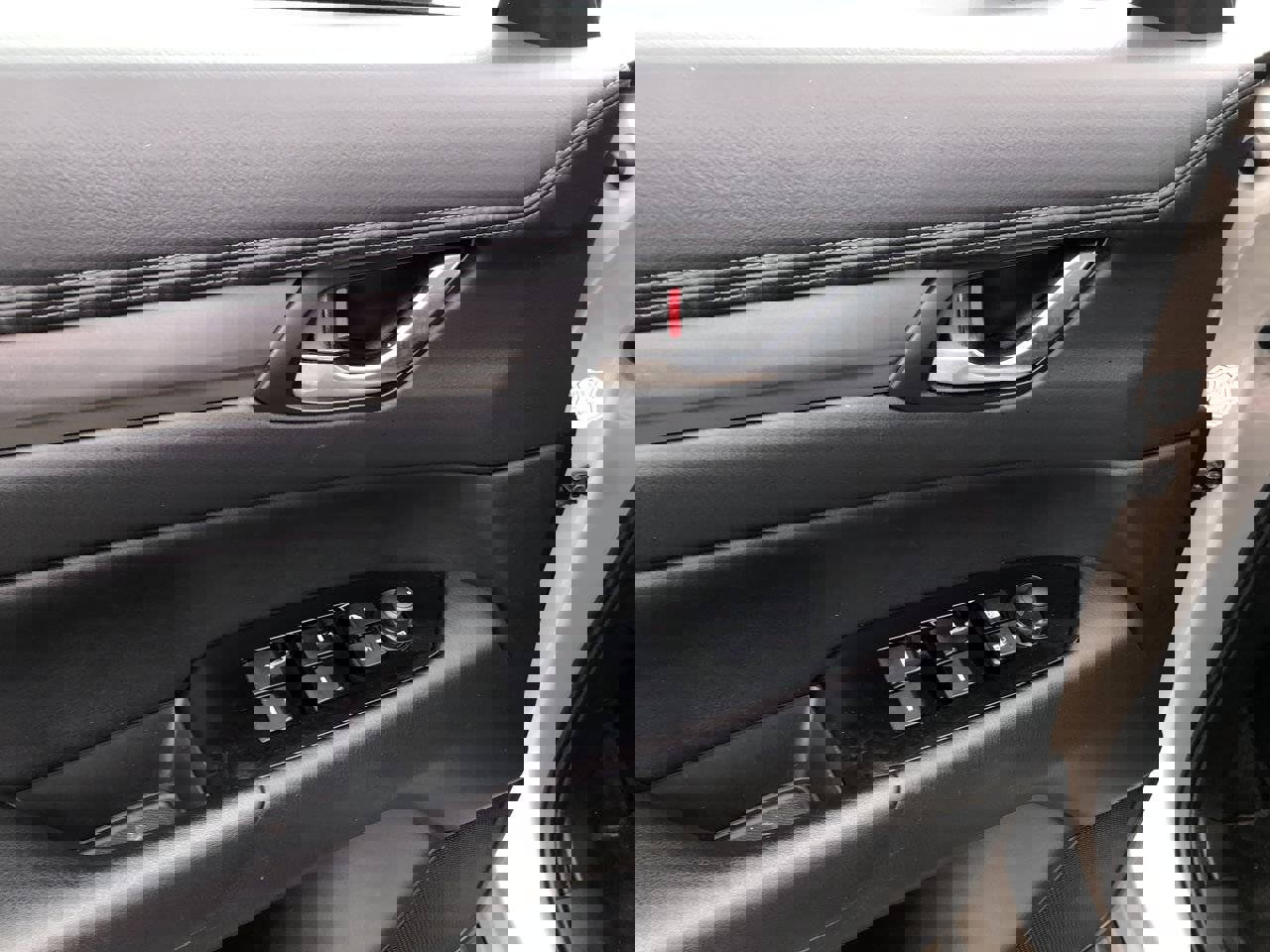 Used 2024 MAZDA CX-5 AWD 2.5 S w/ Select Package image 12