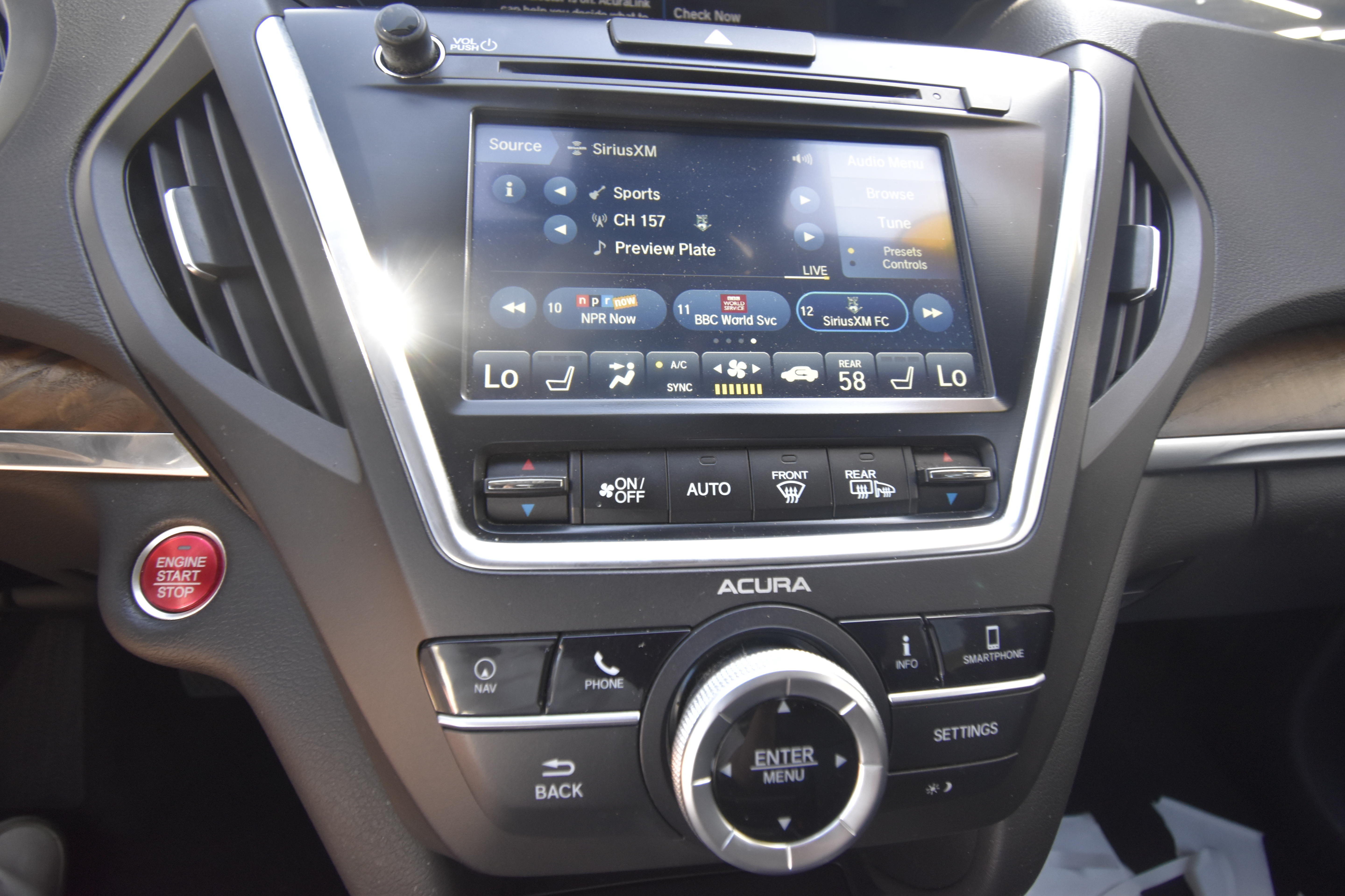 Used 2020 Acura MDX w/ Technology Package AWD/4WD image 17