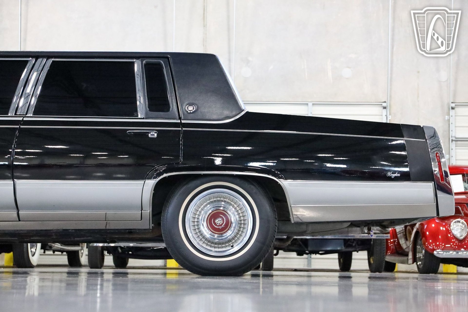 Used 1992 Cadillac Brougham image 33