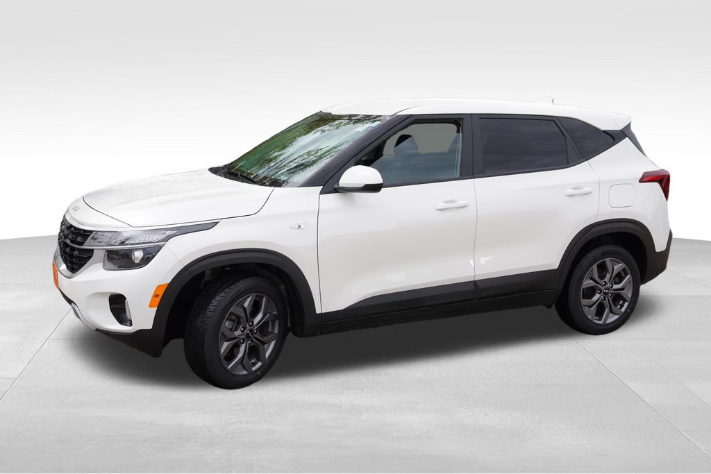 Certified 2024 Kia Seltos LX AWD/4WD image 10