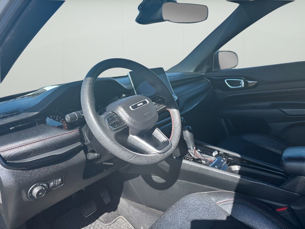 Used 2024 Jeep Compass Trailhawk image 26