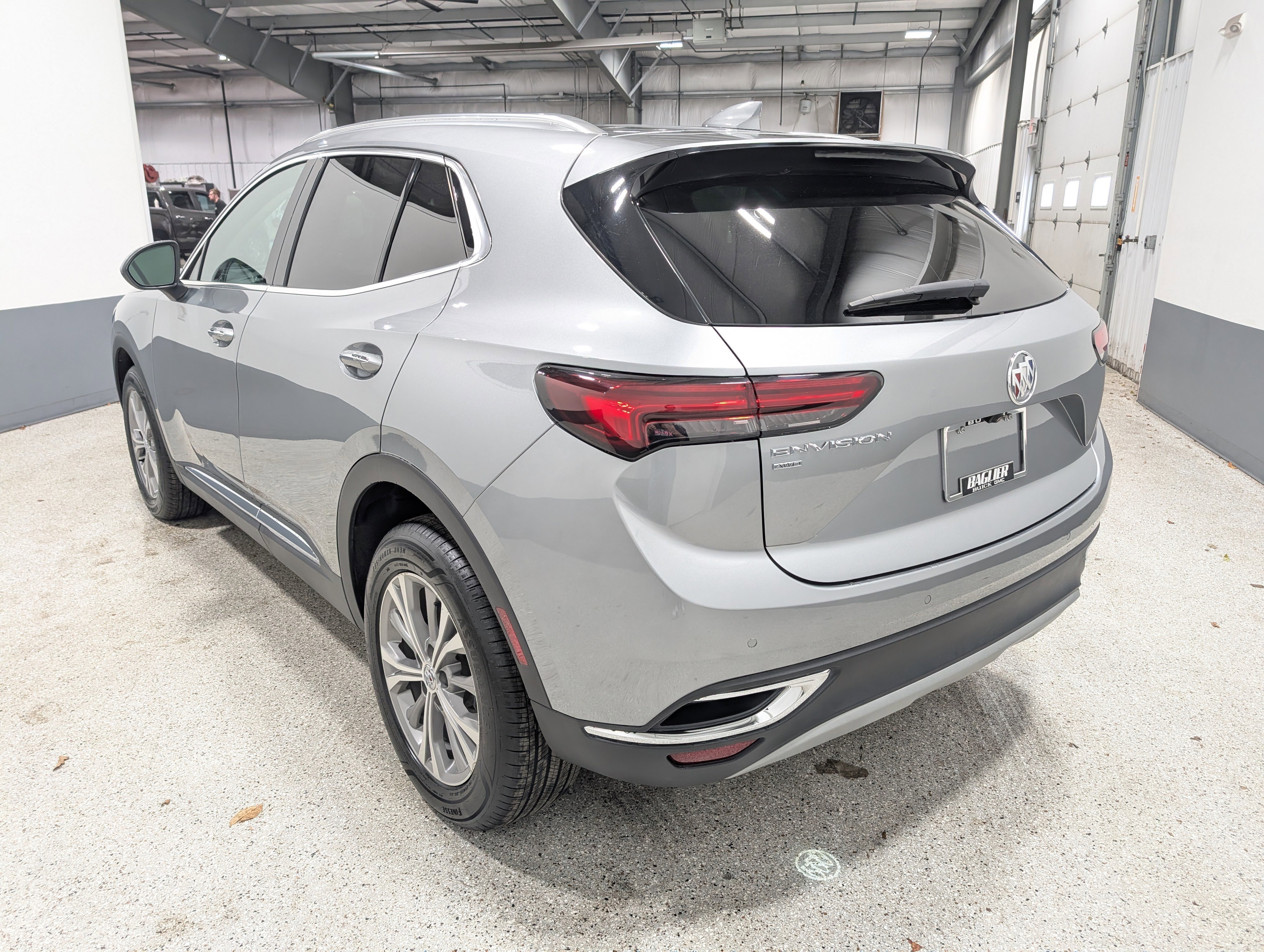 Used 2023 Buick Envision Preferred image 5