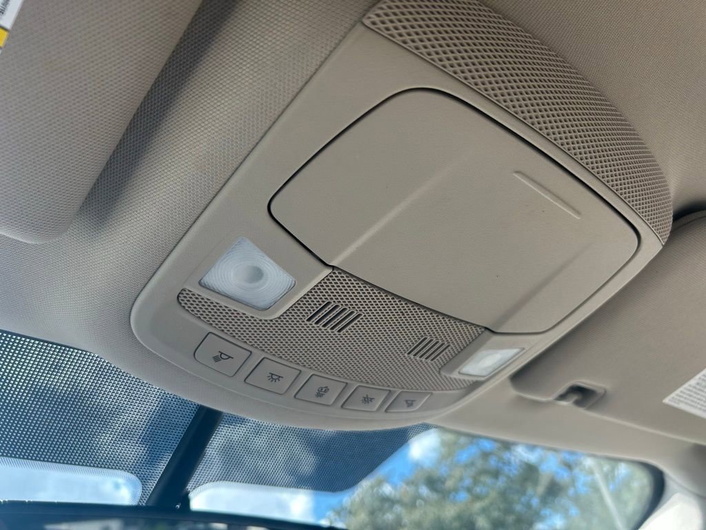 Used 2019 Lincoln MKC Select w/ Select Plus Package image 50