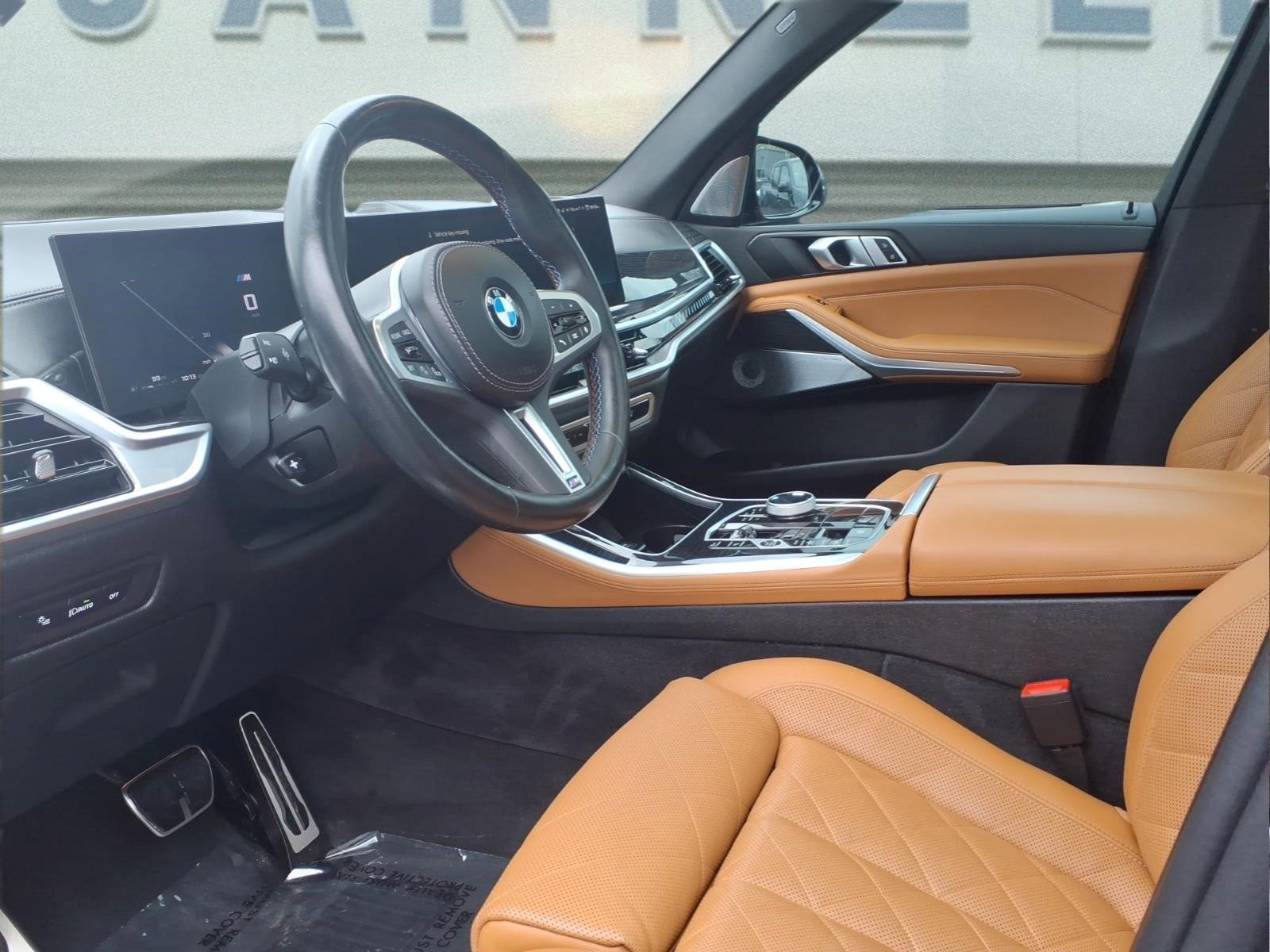 Used 2024 BMW X5 M60i w/ Executive Package image 19