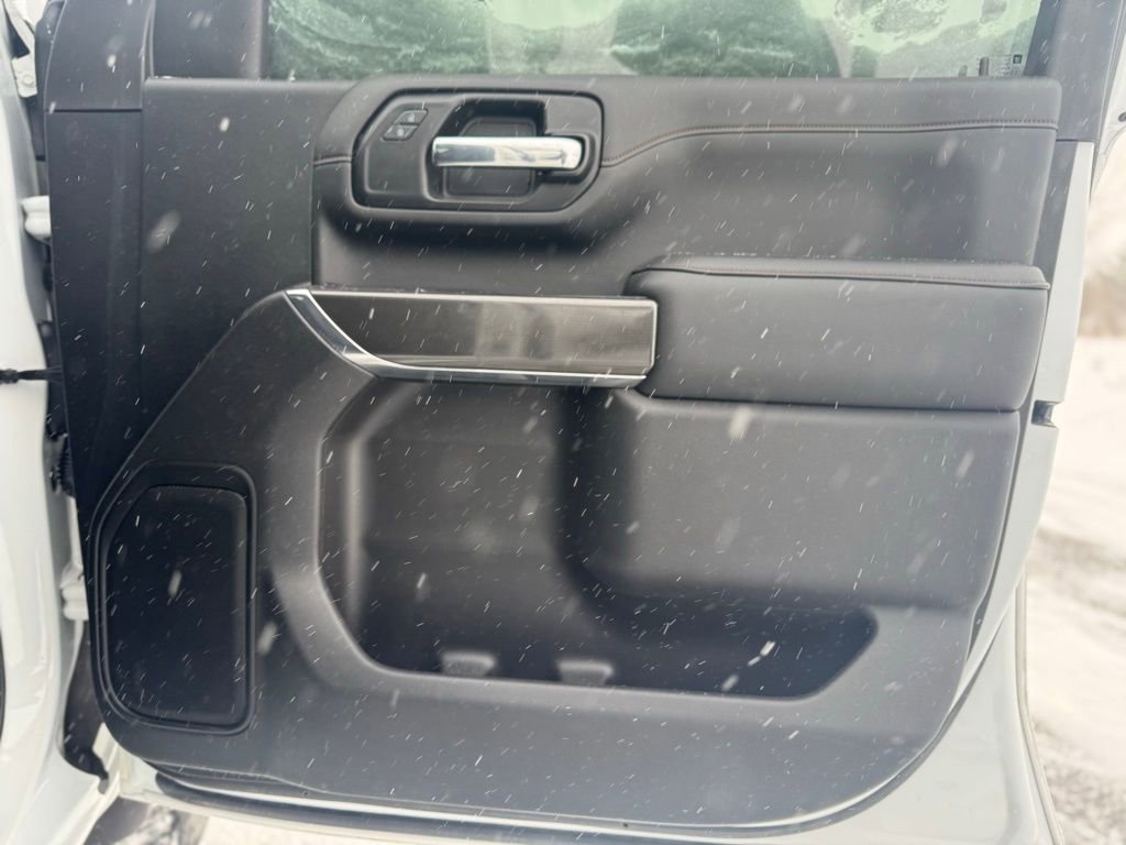 Used 2022 GMC Sierra 2500 AT4 image 12