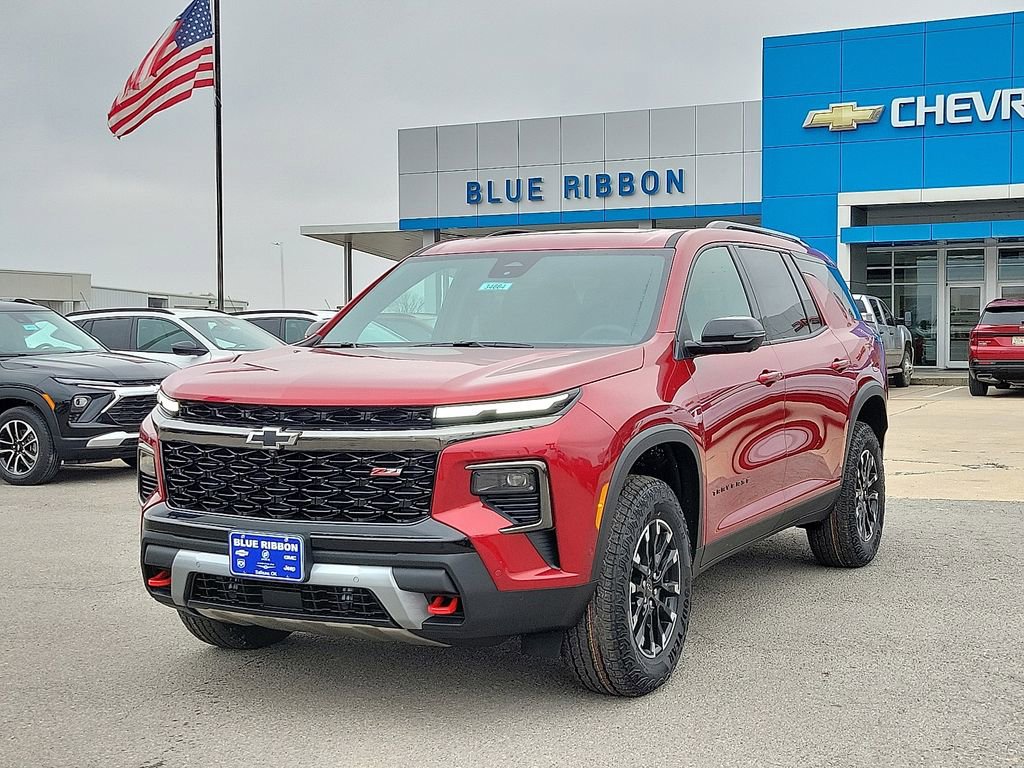 New 2026 Chevrolet Traverse Z71 w/ Enhanced Driving Package image 2