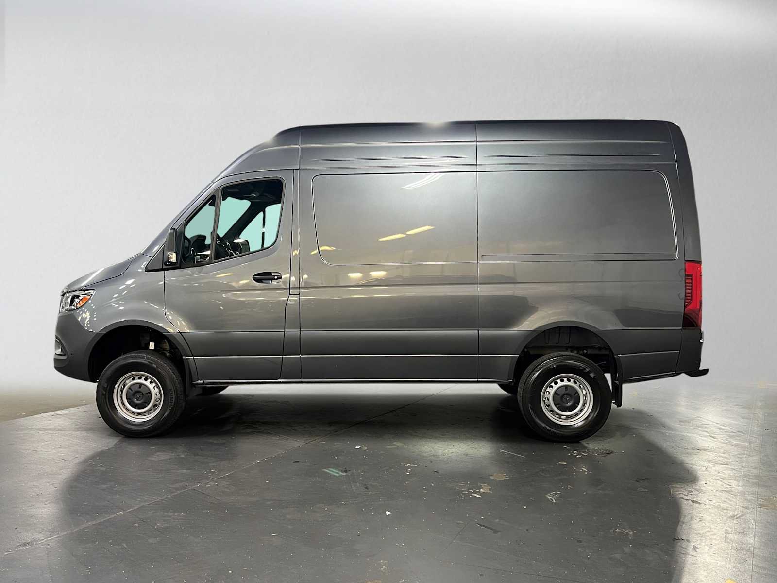 Used 2026 Mercedes-Benz Sprinter 2500 image 6