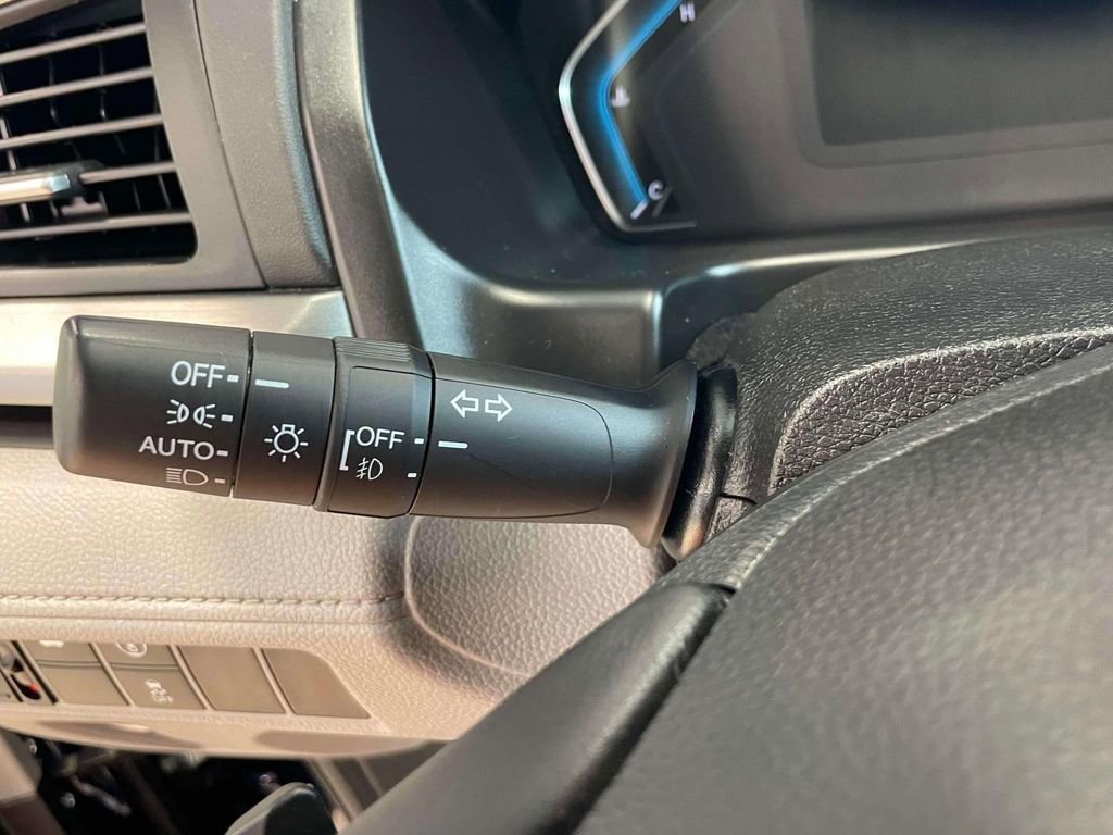 Used 2023 Honda Odyssey EX-L image 22