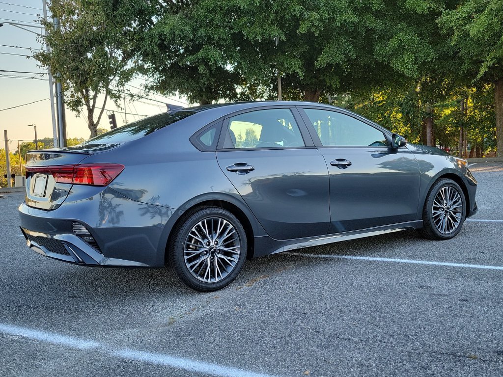 Used 2024 Kia Forte GT-Line w/ GT-Line Premium Package FWD image 5