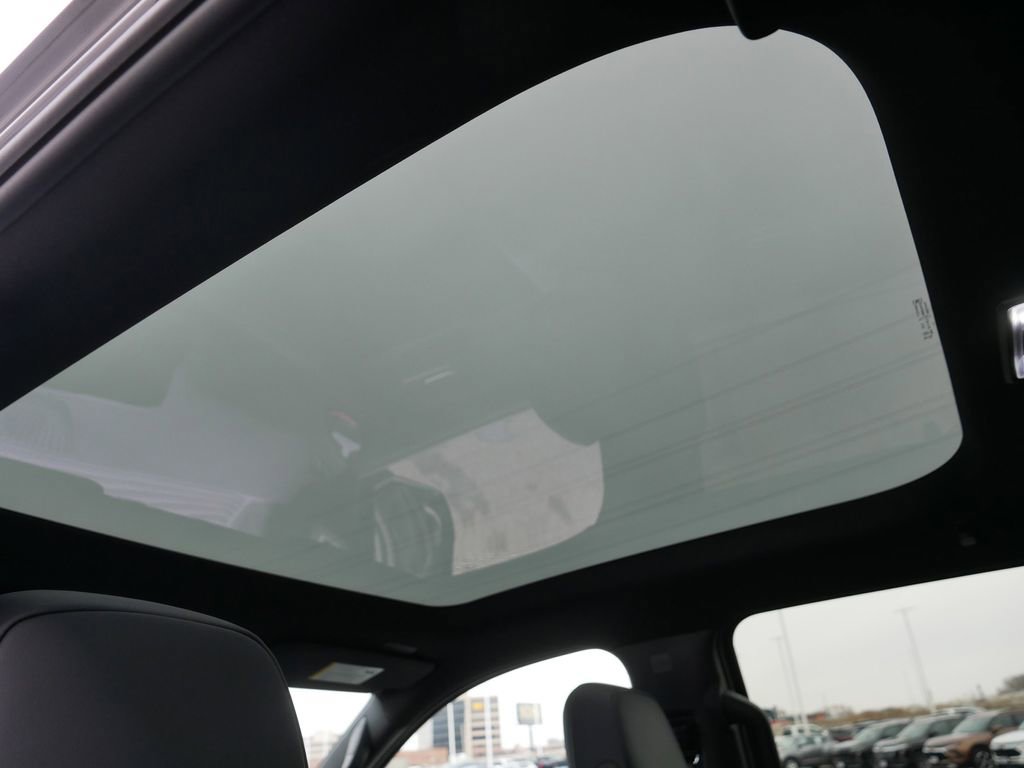 Used 2024 Chevrolet Silverado EV RST image 17