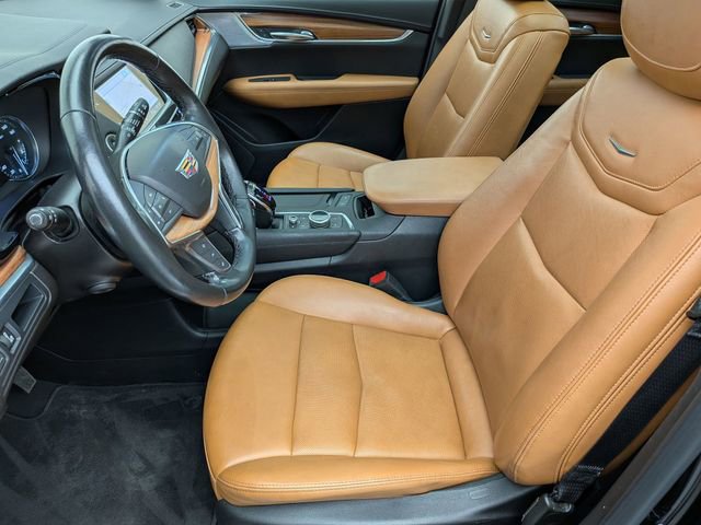 Certified 2023 Cadillac XT5 Premium Luxury w/ LPO, Floor Liner Package image 21