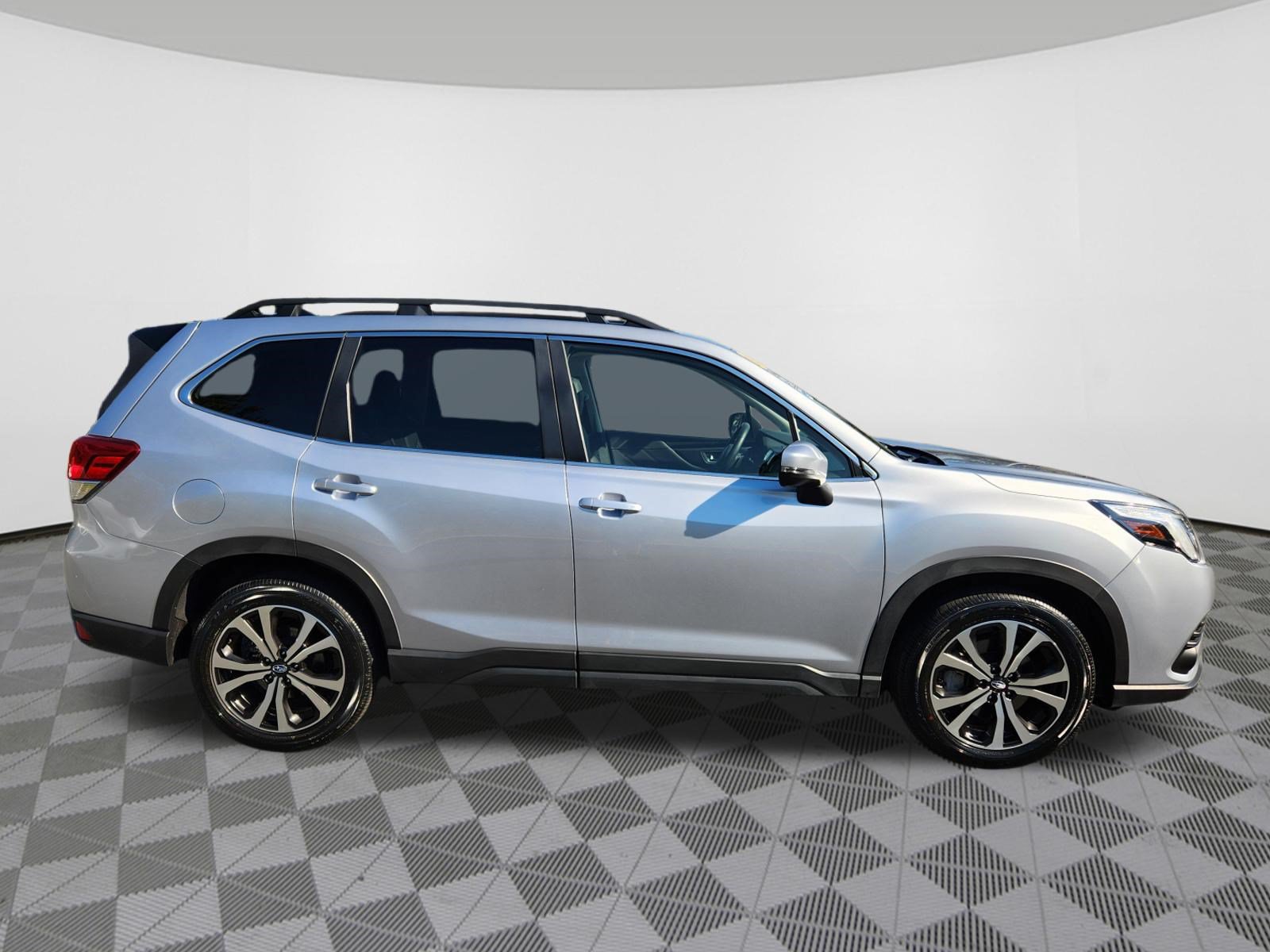 Certified 2024 Subaru Forester Limited w/ POP Package 3 AWD/4WD image 6