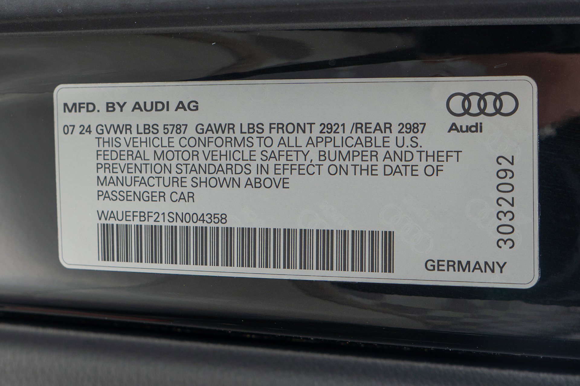 Used 2025 Audi S6 Premium Plus w/ Premium Plus Package image 20