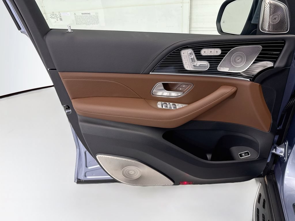 New 2026 Mercedes-Benz GLS 450 4MATIC image 23