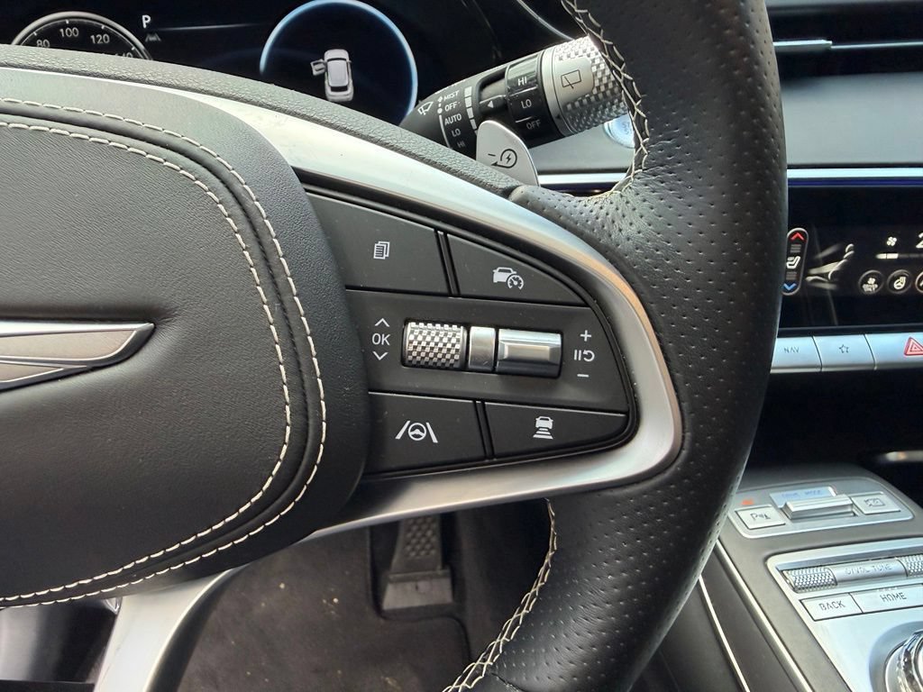 Used 2025 Genesis Electrified GV70 w/ Prestige Package AWD/4WD image 8